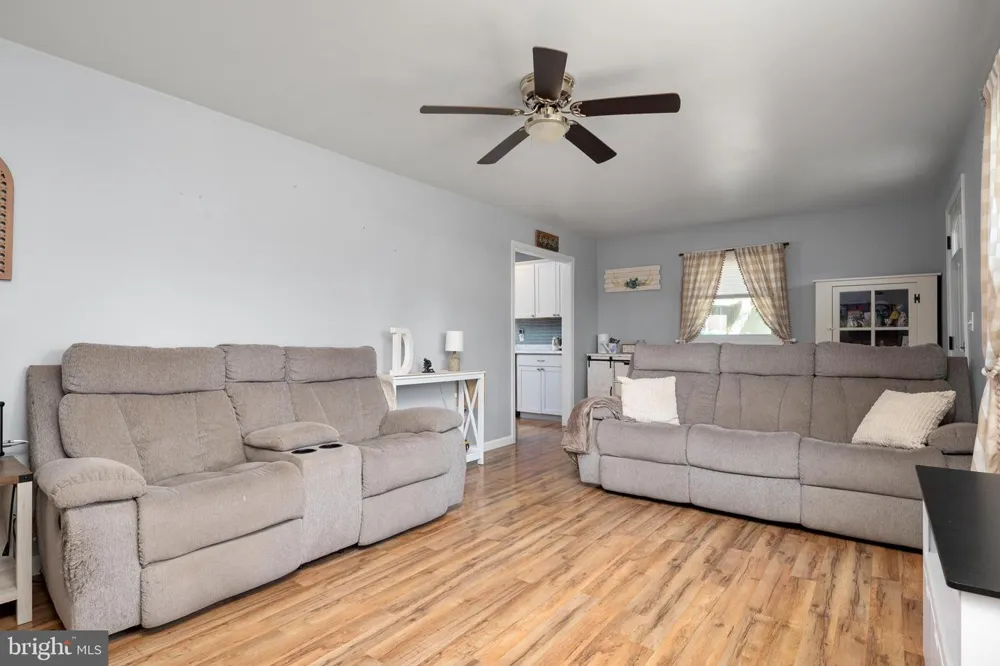 104 LINCOLN DRIVE Chestertown, MD 21620