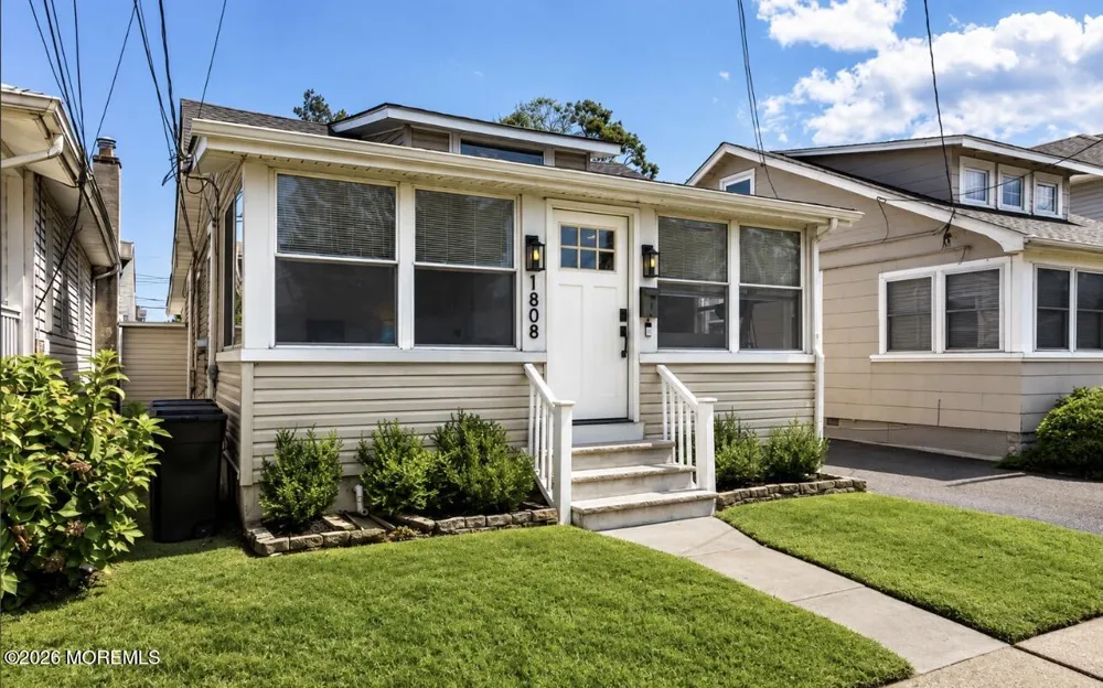 1808 Bradley Terrace Lake Como, NJ 07719