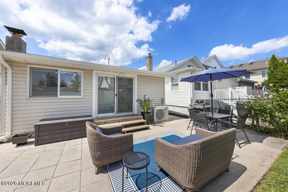 1808 Bradley Terrace Lake Como, NJ 07719