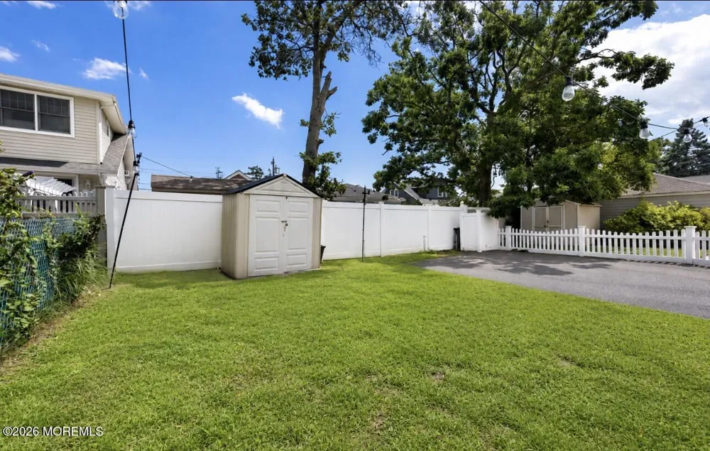 1808 Bradley Terrace Lake Como, NJ 07719
