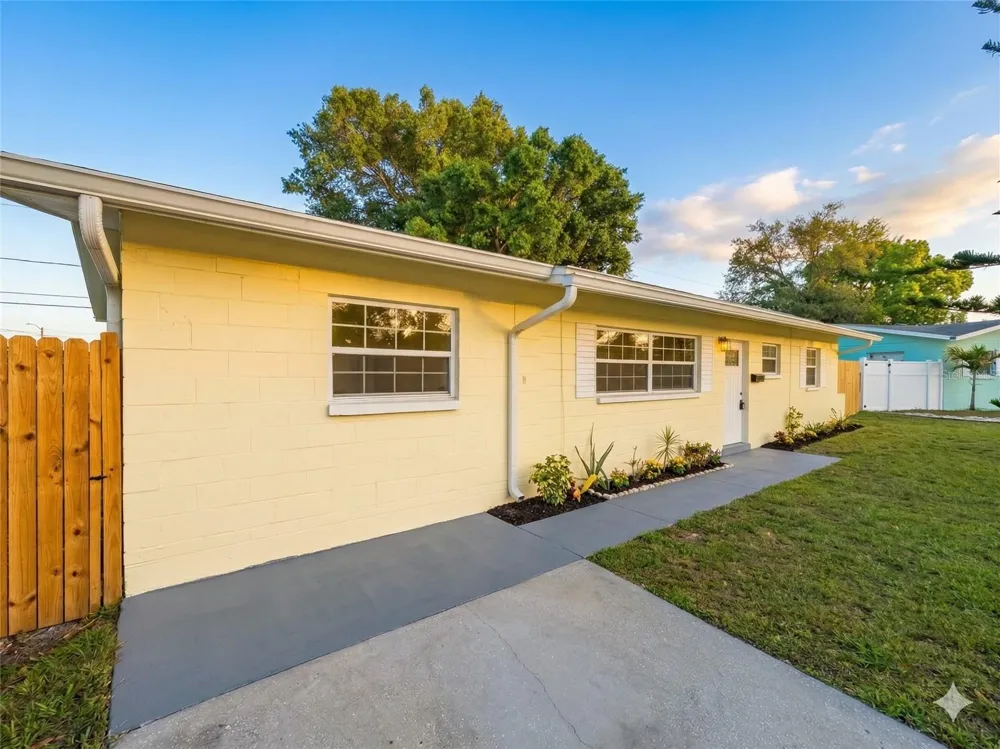 4161 BLUEFISH DRIVE SE St Petersburg, FL 33705