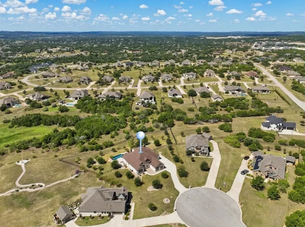 290 Honey Locust Court Driftwood, TX 78619