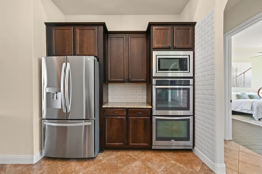 290 Honey Locust Court Driftwood, TX 78619