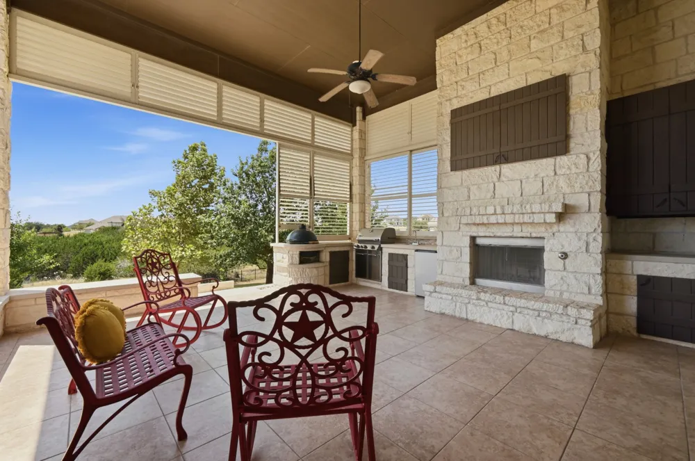 290 Honey Locust Court Driftwood, TX 78619