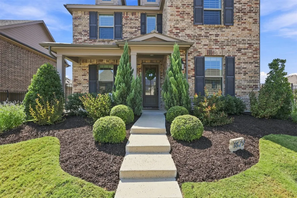 1829 Temple Hills Van Alstyne, TX 75495