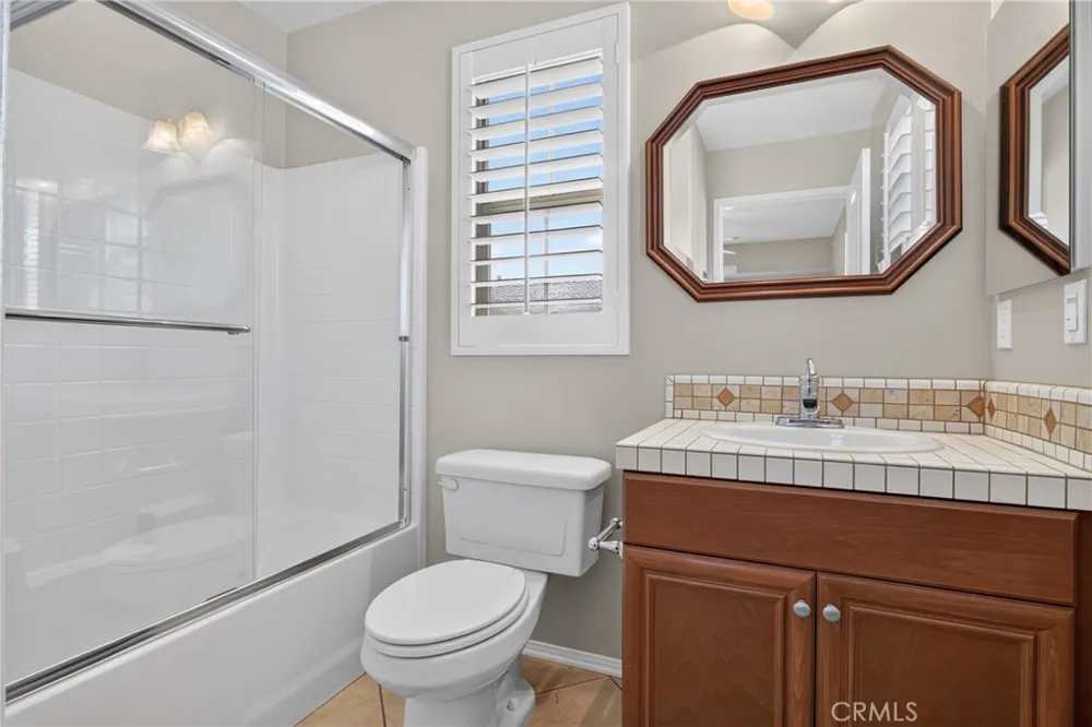 20304 Pienza Lane Porter Ranch, CA 91326