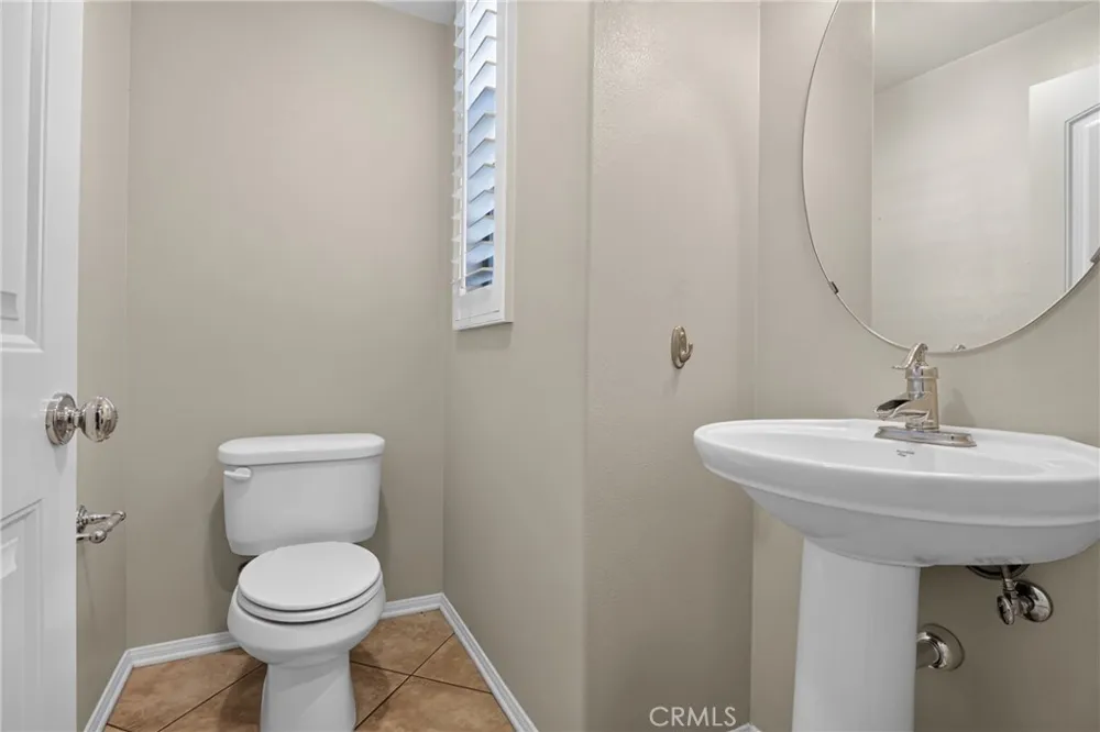 20304 Pienza Lane Porter Ranch, CA 91326