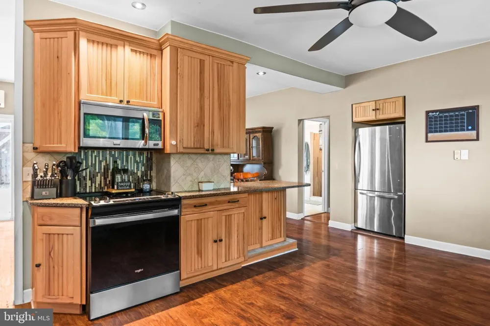 5525 LEHIGH STREET Whitehall, PA 18052