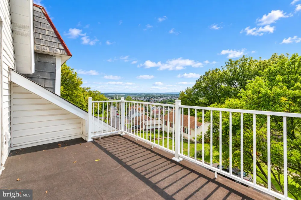 5525 LEHIGH STREET Whitehall, PA 18052