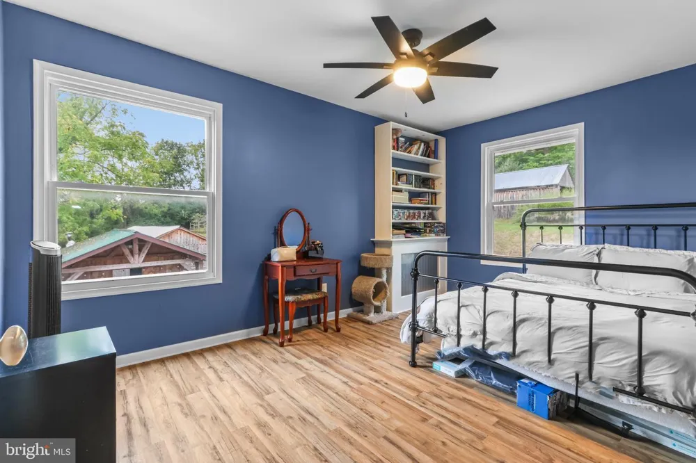 5525 LEHIGH STREET Whitehall, PA 18052
