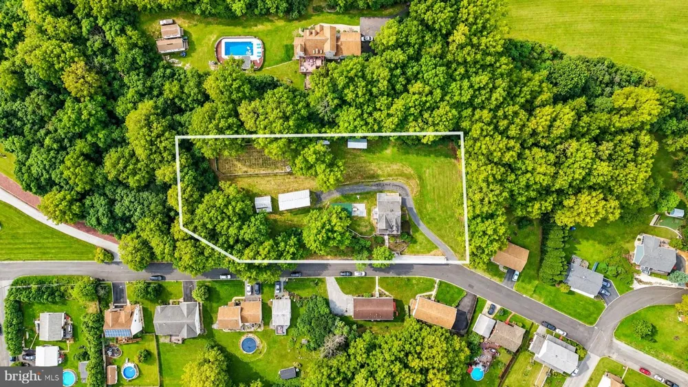 5525 LEHIGH STREET Whitehall, PA 18052