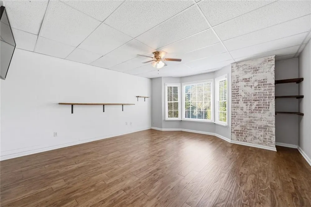 2041 Castlemaine Circle Woodstock, GA 30189