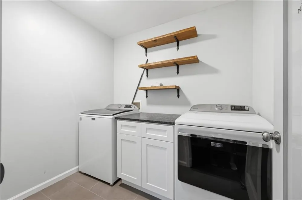 2041 Castlemaine Circle Woodstock, GA 30189