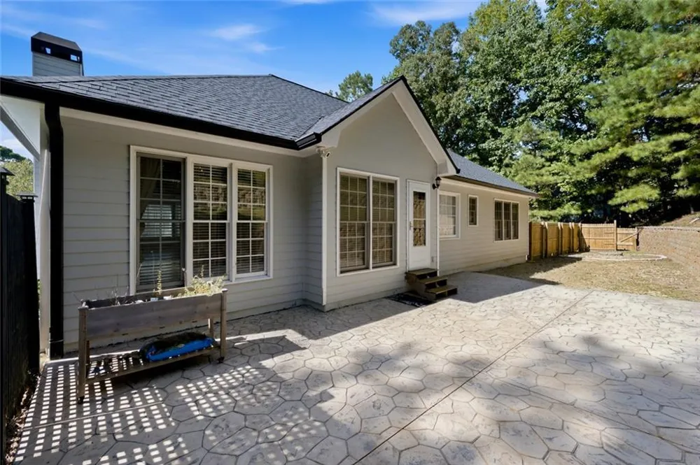 2041 Castlemaine Circle Woodstock, GA 30189