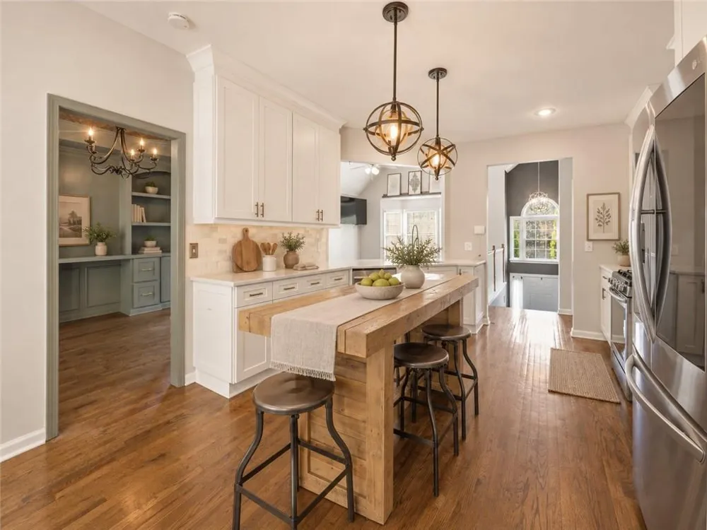 2041 Castlemaine Circle Woodstock, GA 30189
