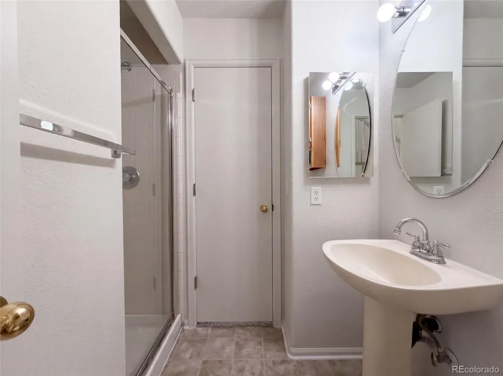 821 Sage Sparrow Circle Highlands Ranch, CO 80129