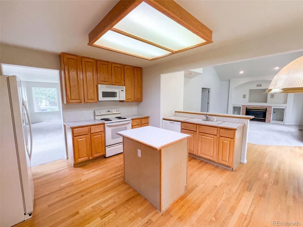 821 Sage Sparrow Circle Highlands Ranch, CO 80129