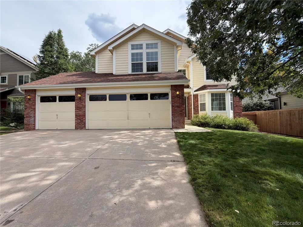 821 Sage Sparrow Circle Highlands Ranch, CO 80129