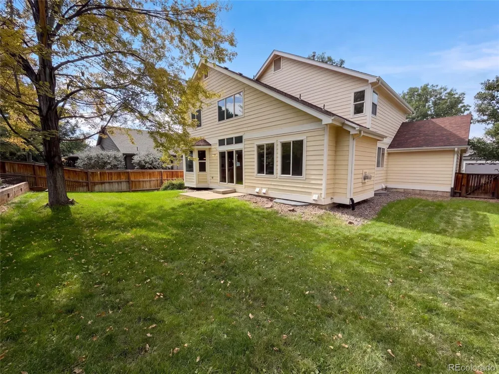 821 Sage Sparrow Circle Highlands Ranch, CO 80129