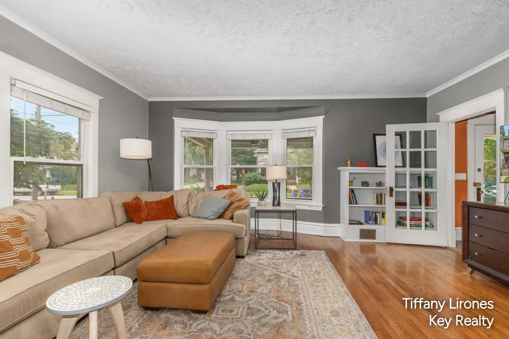 1355 Sigsbee Street SE Grand Rapids, MI 49506