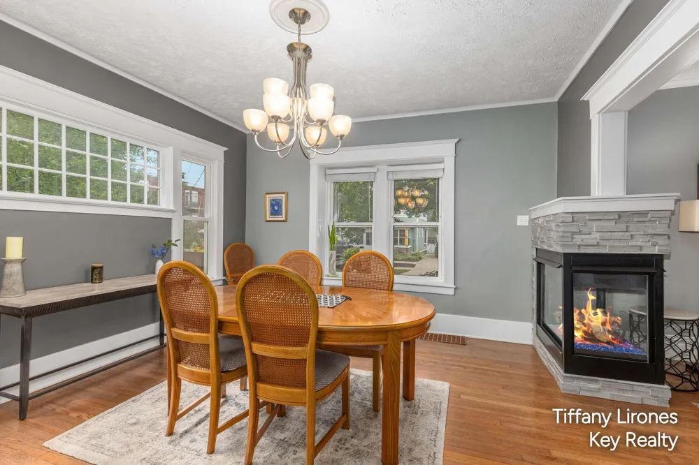1355 Sigsbee Street SE Grand Rapids, MI 49506