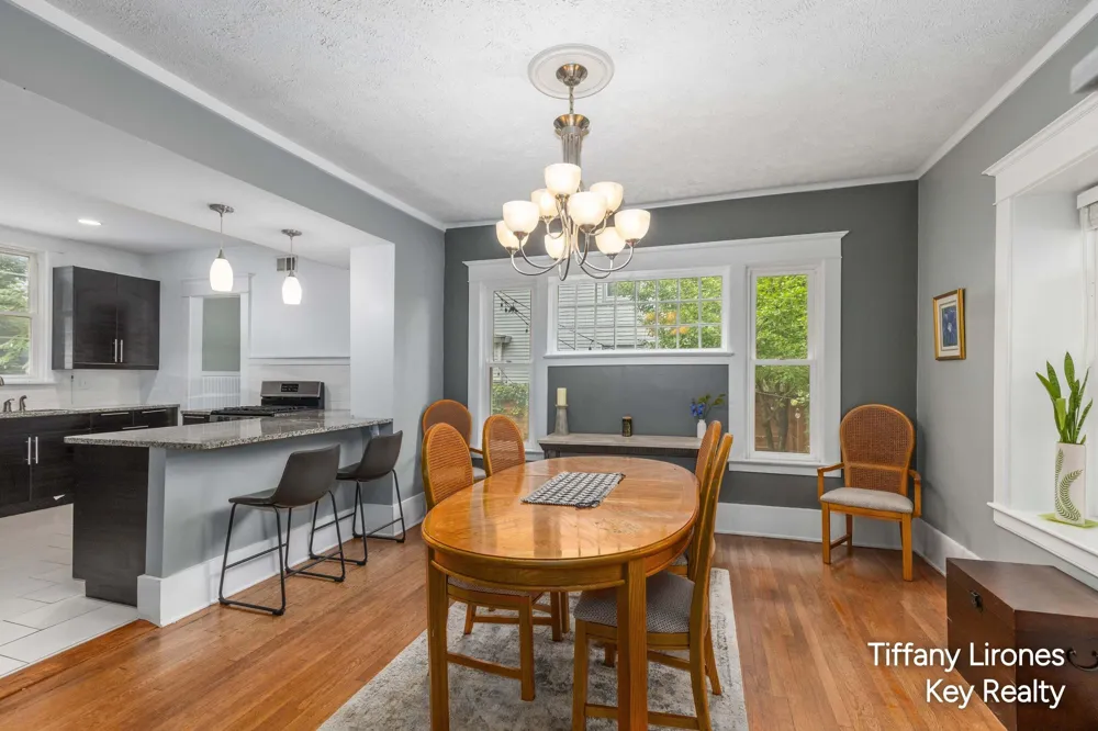 1355 Sigsbee Street SE Grand Rapids, MI 49506