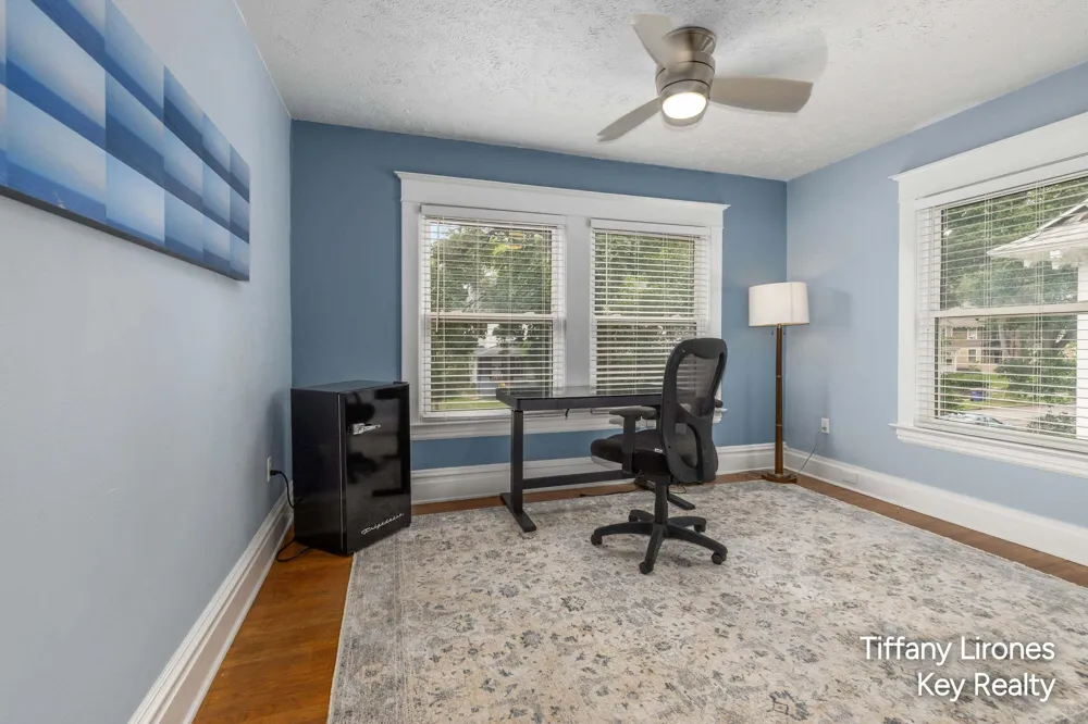 1355 Sigsbee Street SE Grand Rapids, MI 49506