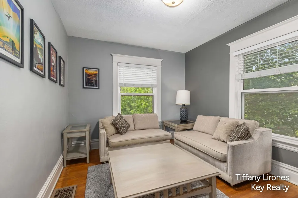 1355 Sigsbee Street SE Grand Rapids, MI 49506