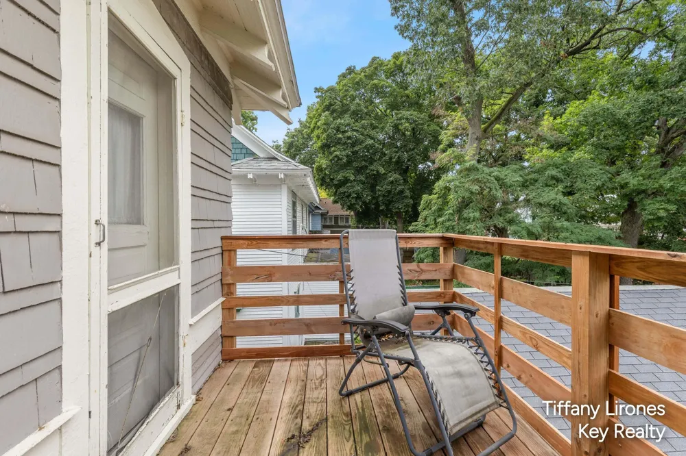 1355 Sigsbee Street SE Grand Rapids, MI 49506