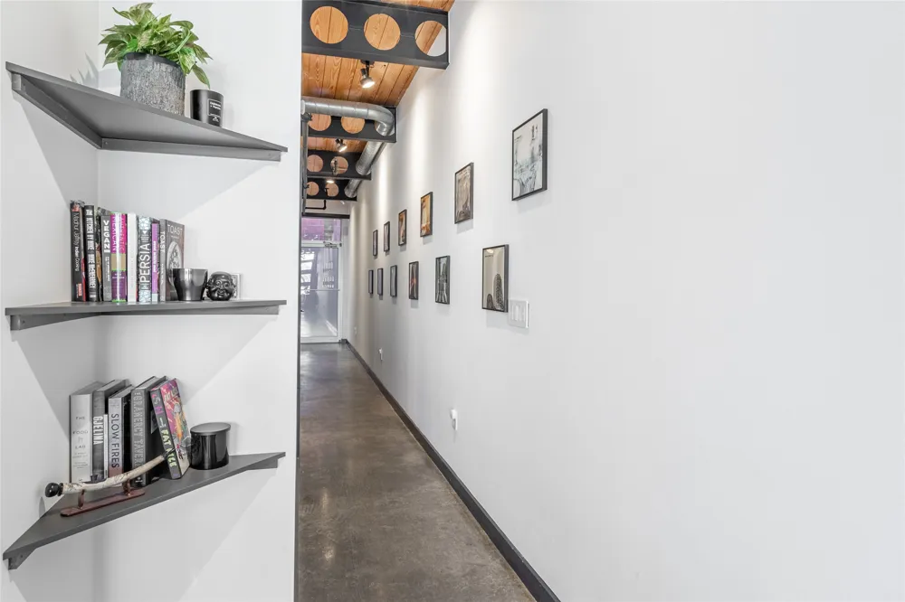 1401 Eva Street #206 Austin, TX 78704