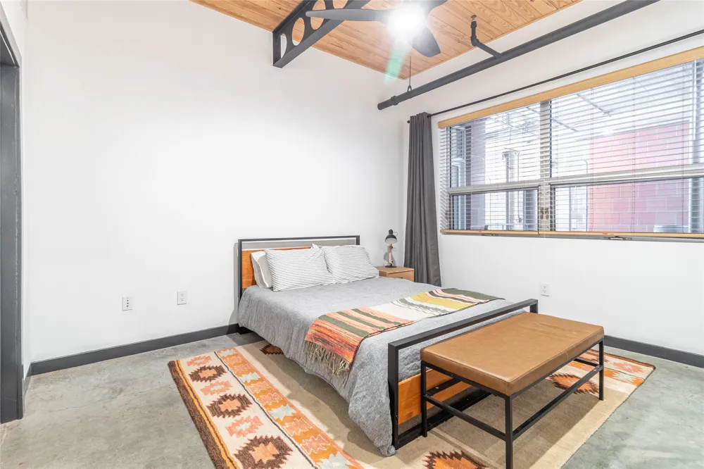 1401 Eva Street #206 Austin, TX 78704