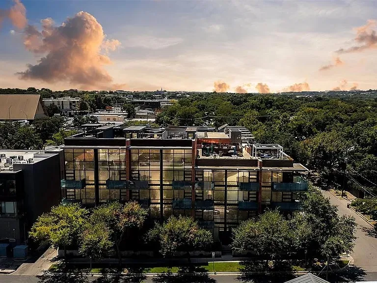 1401 Eva Street #206 Austin, TX 78704