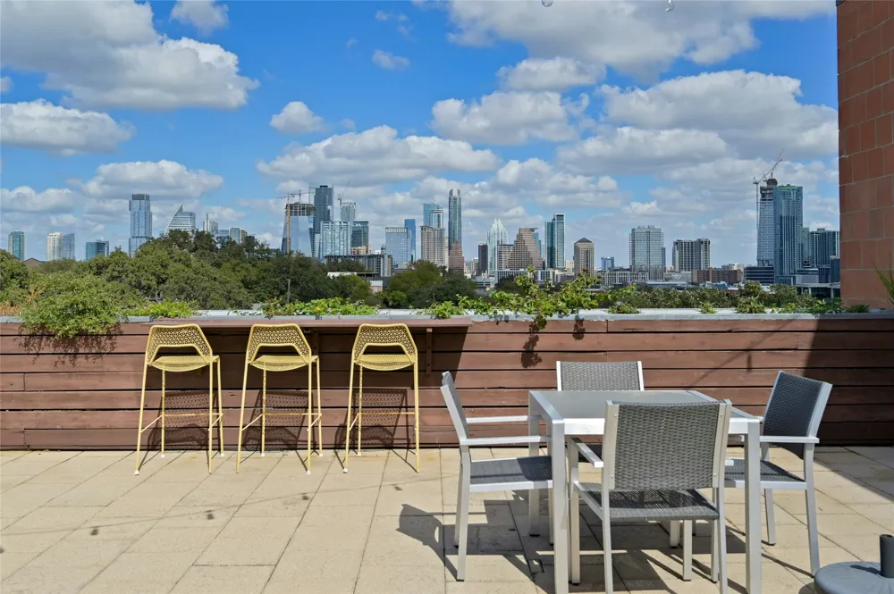 1401 Eva Street #206 Austin, TX 78704