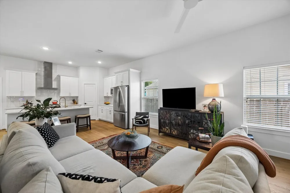 917 Moody Street Houston, TX 77009
