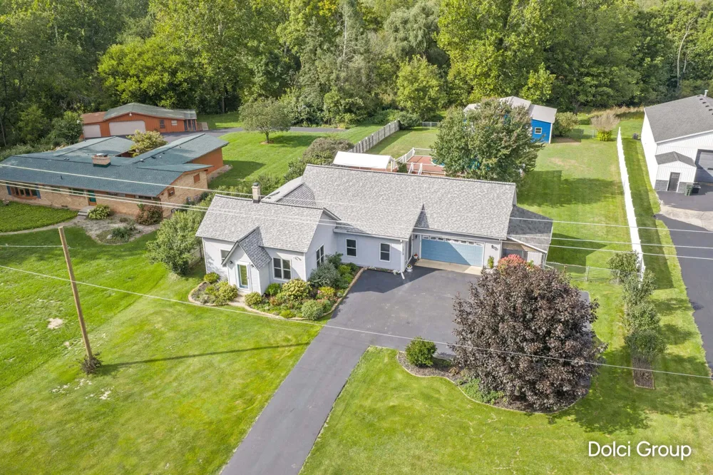 1213 Hayes Street Marne, MI 49435