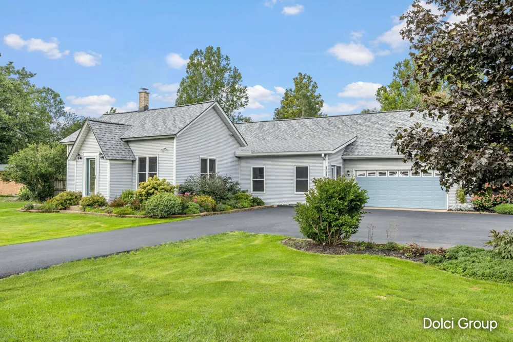 1213 Hayes Street Marne, MI 49435