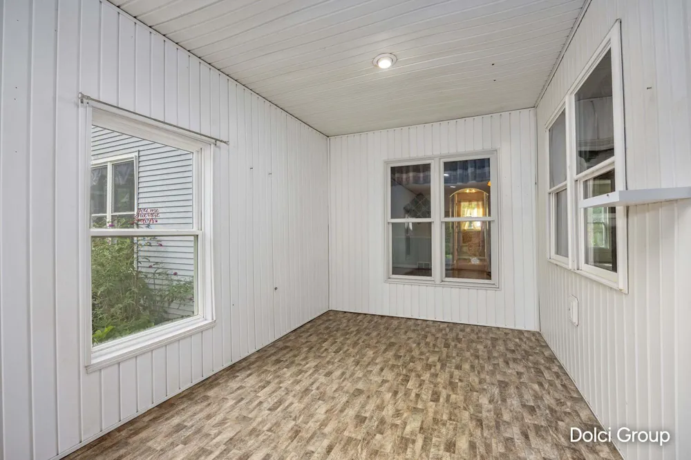 1213 Hayes Street Marne, MI 49435