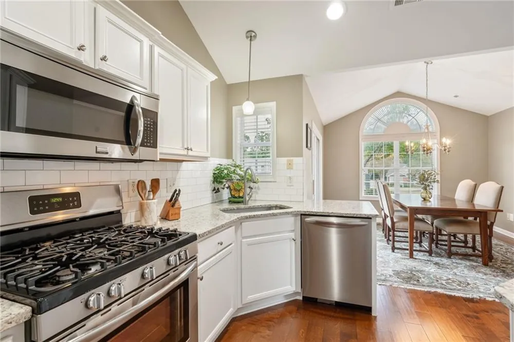 606 Somerton Place Cumming, GA 30040
