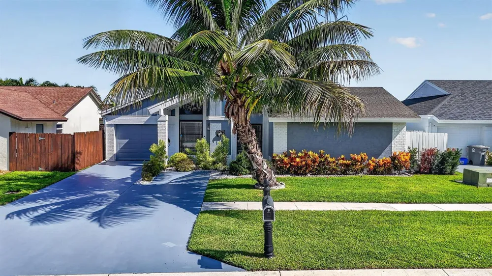 11475 Clear Creek Place Boca Raton, FL 33428