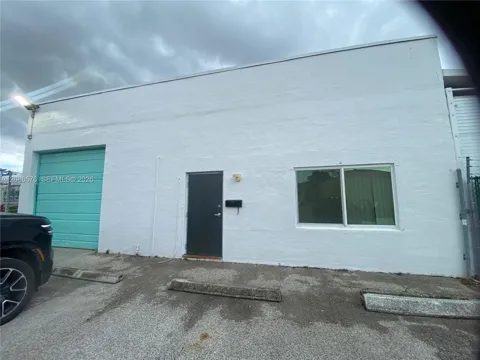 340 SW 21st Ter