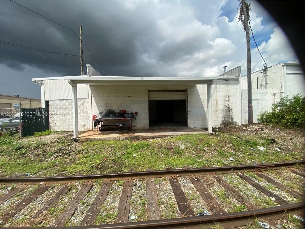 340 SW 21st Ter Fort Lauderdale, FL 33312