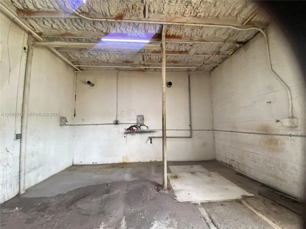 340 SW 21st Ter Fort Lauderdale, FL 33312