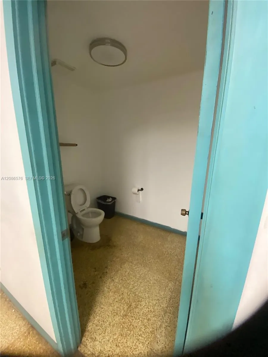 340 SW 21st Ter Fort Lauderdale, FL 33312