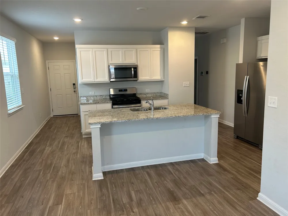 118 Two Bits Lane Elgin, TX 78621