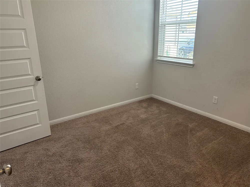 118 Two Bits Lane Elgin, TX 78621