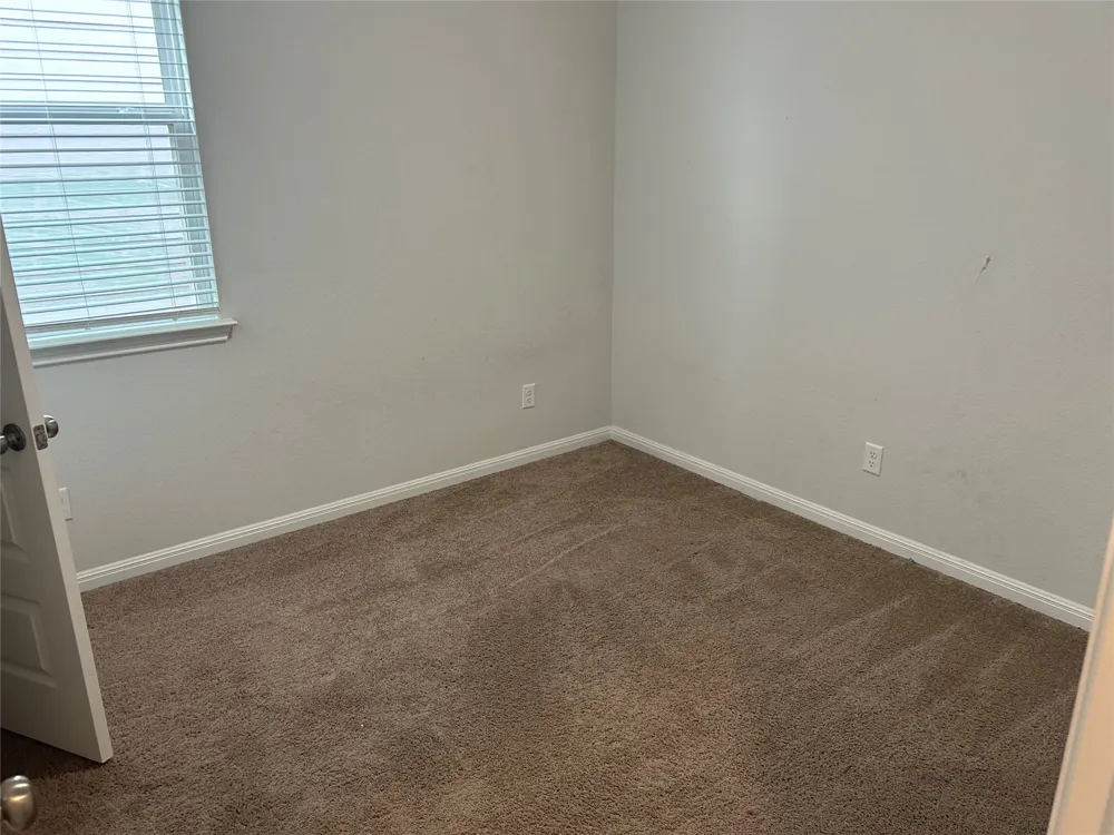 118 Two Bits Lane Elgin, TX 78621