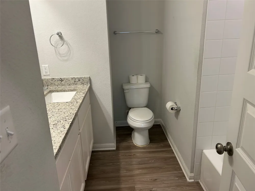 118 Two Bits Lane Elgin, TX 78621