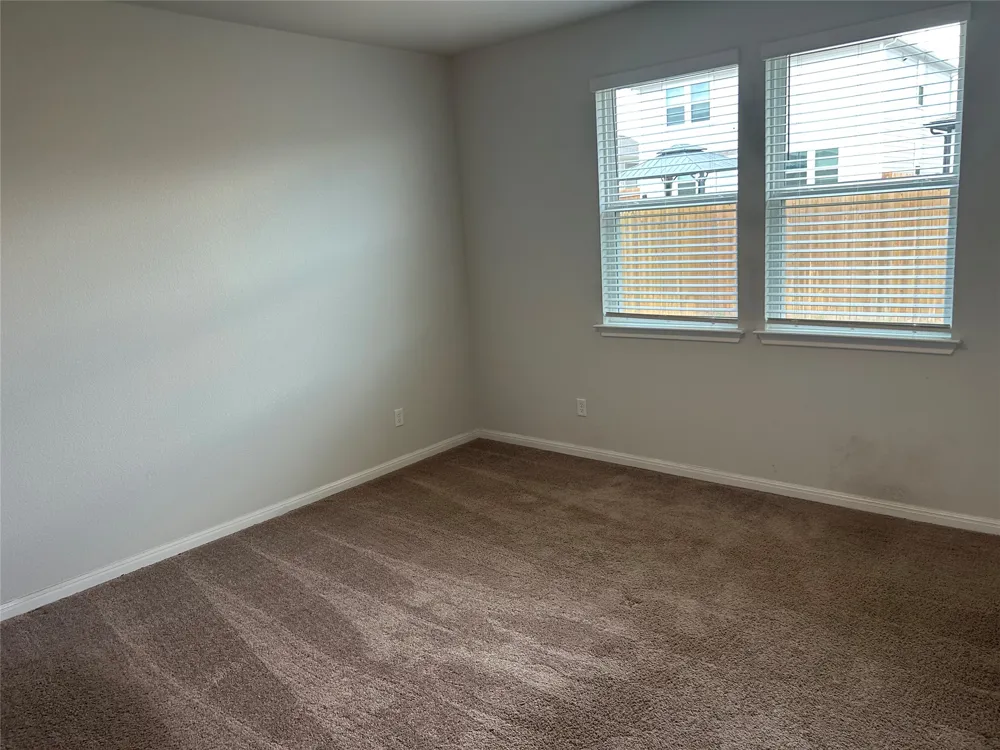 118 Two Bits Lane Elgin, TX 78621