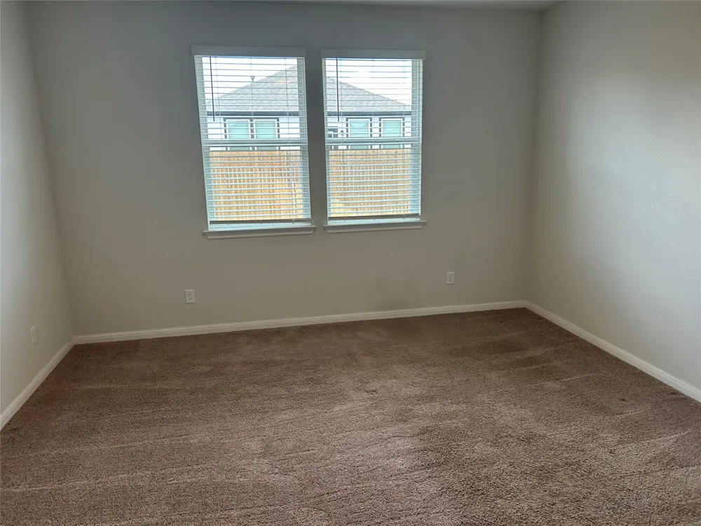 118 Two Bits Lane Elgin, TX 78621