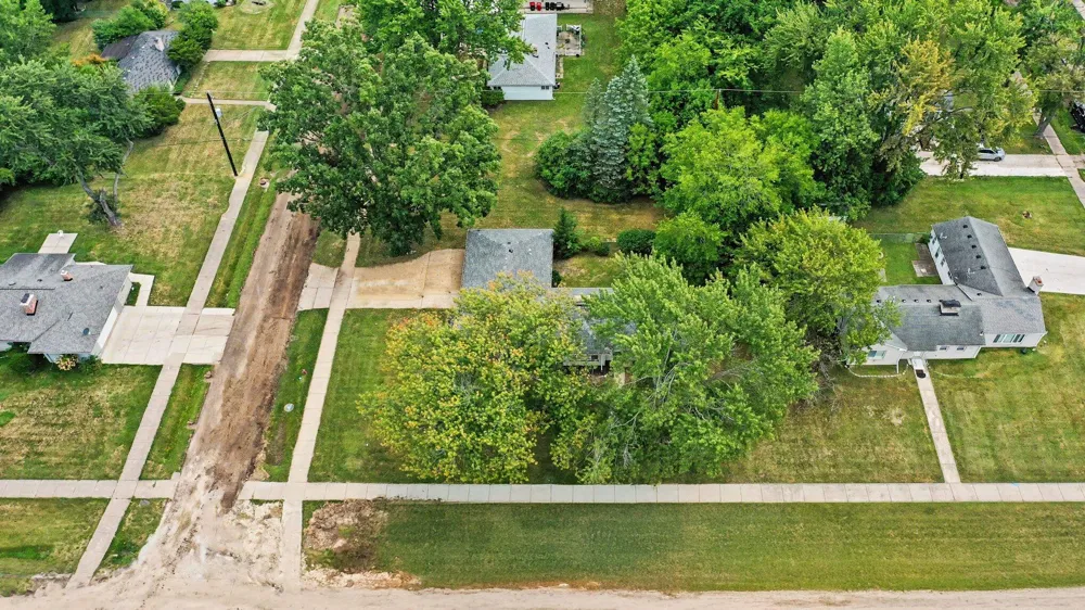 24650 Lathrup Boulevard Southfield, MI 48075